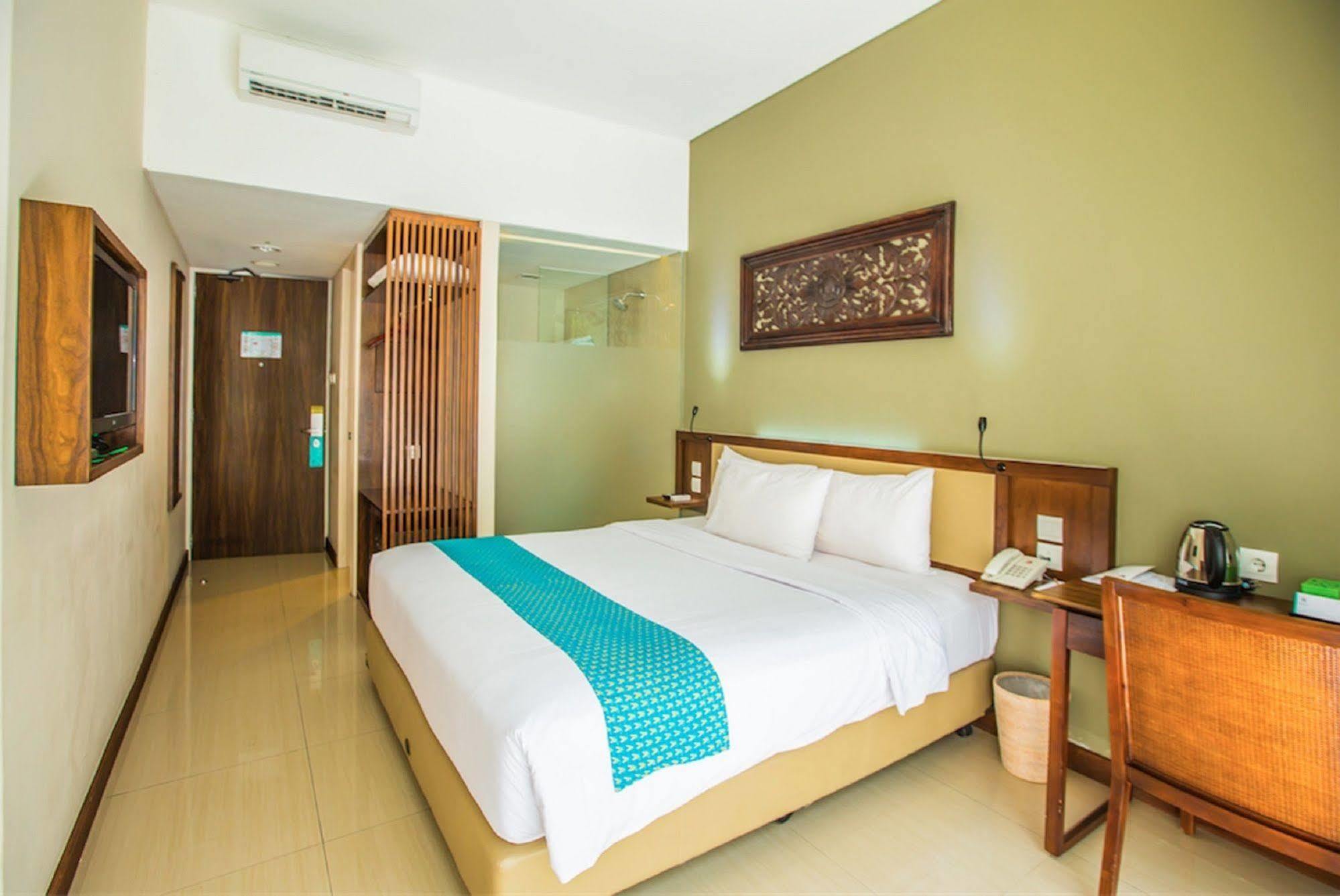 Hotel Terrace At Kuta Legian  Exterior photo